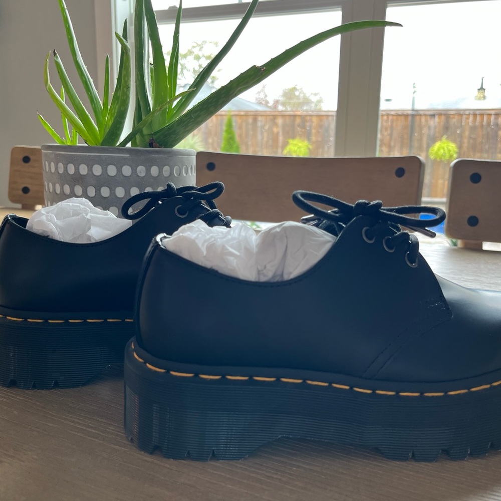 Dr. Martens Smooth Leather Platform Oxford